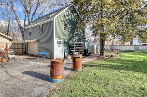 $420,000 | 131 Oakland Avenue, Mukwonago, WI 53149