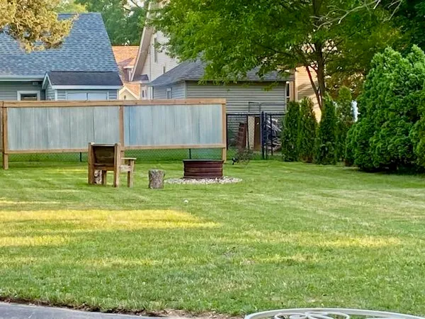 $420,000 | 131 Oakland Avenue, Mukwonago, WI 53149