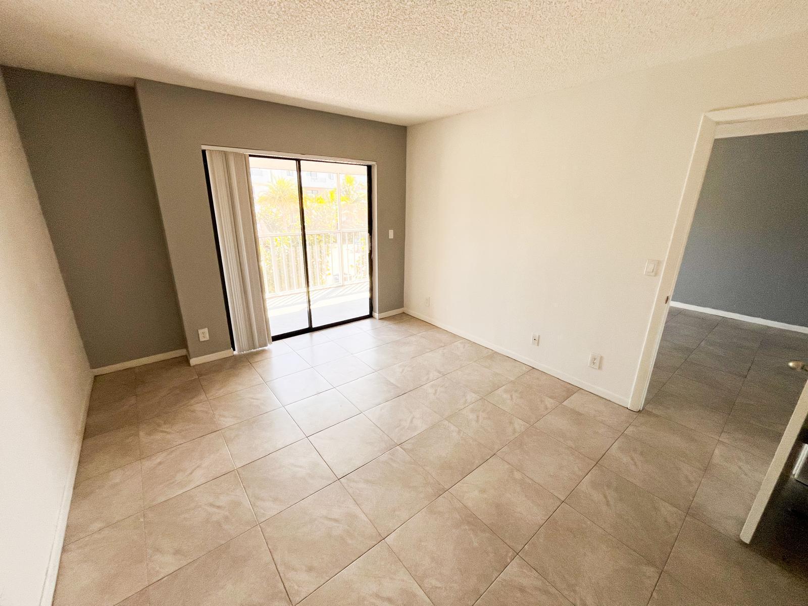 100 West Hidden Valley Boulevard, Unit 110 Boca Raton, FL 33487 - Photo 12 of 18 WhatsApp Image 2026-02-03 at 13.07.56 (2