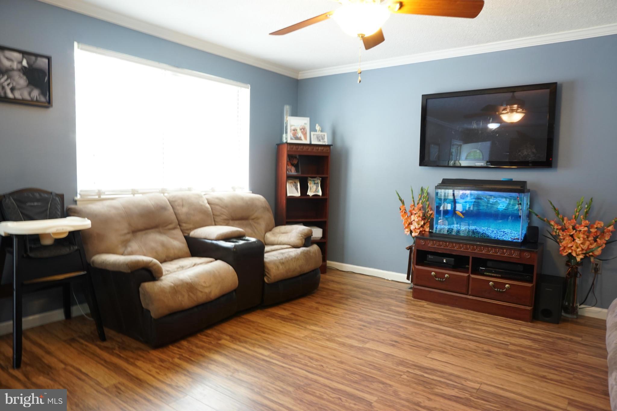 527 Maple Way Lusby, MD 20657 - Photo 1 of 18 Family Room