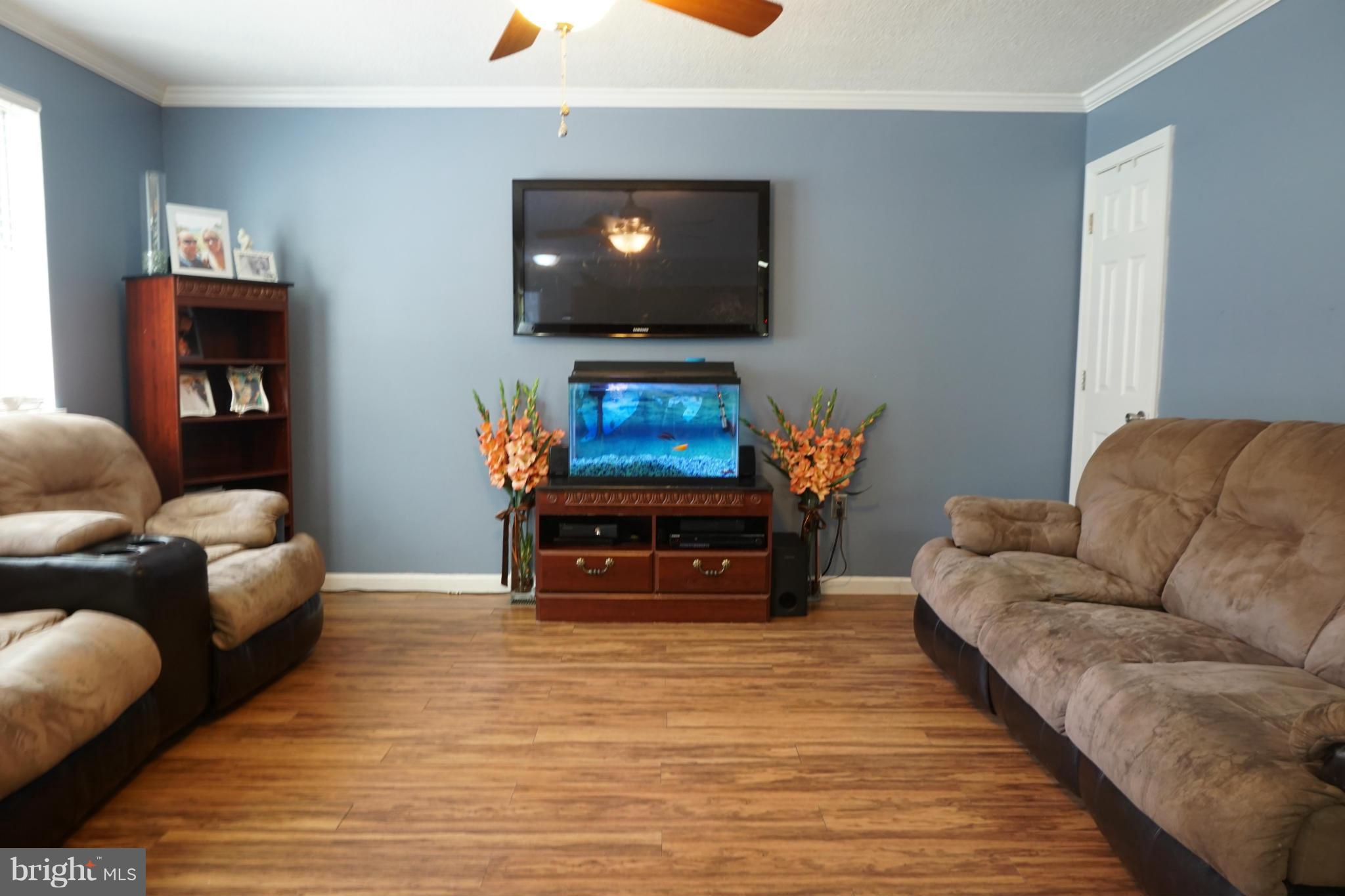 527 Maple Way Lusby, MD 20657 - Photo 2 of 18 Family Room