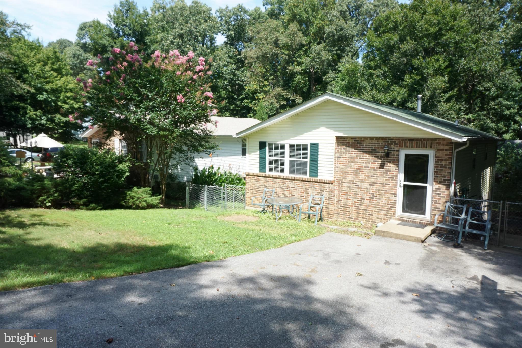 527 Maple Way Lusby, MD 20657 - Photo 18 of 18 Exterior (Front)