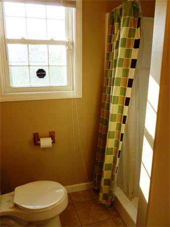 13 Wells Place Springfield, MA 01104 - Photo 16 of 21 Gallery Image 16