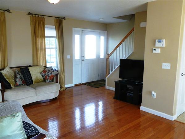 13 Wells Place Springfield, MA 01104 - Photo 4 of 21 Gallery Image 4