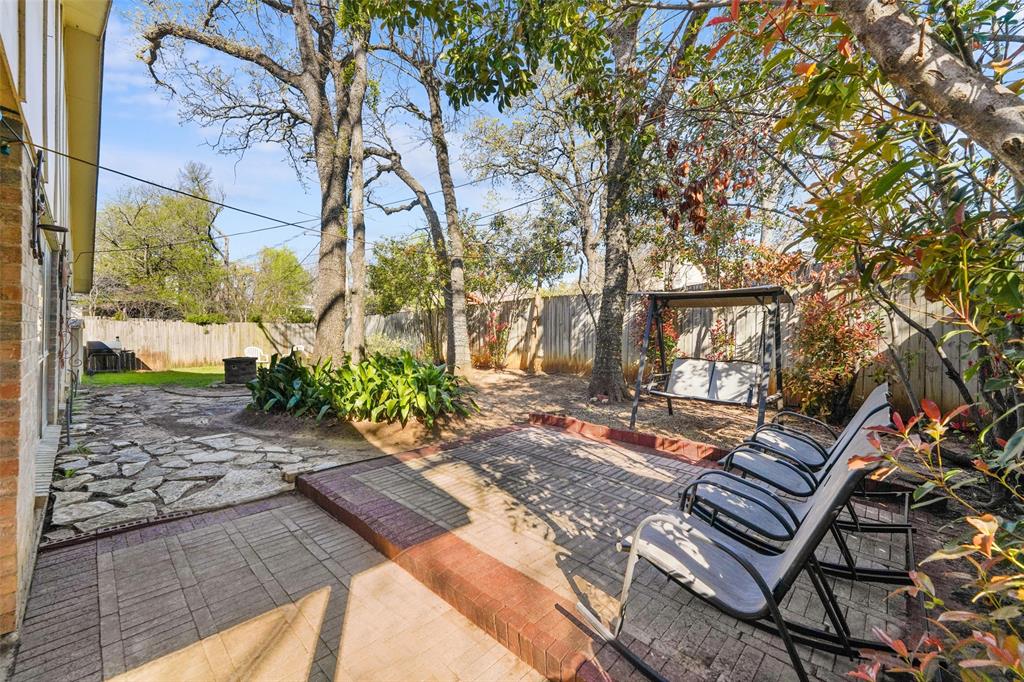 2127 Holt Road Arlington, TX 76006 - Photo 17 of 18