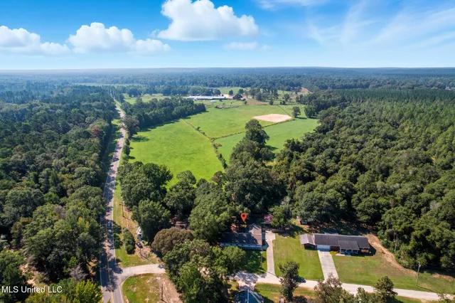 $219,000 | 4 Longbow Road, Petal, MS 39465