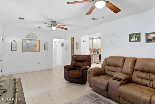 $219,000 | 4 Longbow Road, Petal, MS 39465