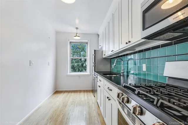 $379,000 | 48-55 43rd Street, Unit 4H | Sunnyside