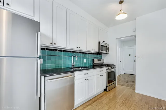 $379,000 | 48-55 43rd Street, Unit 4H | Sunnyside