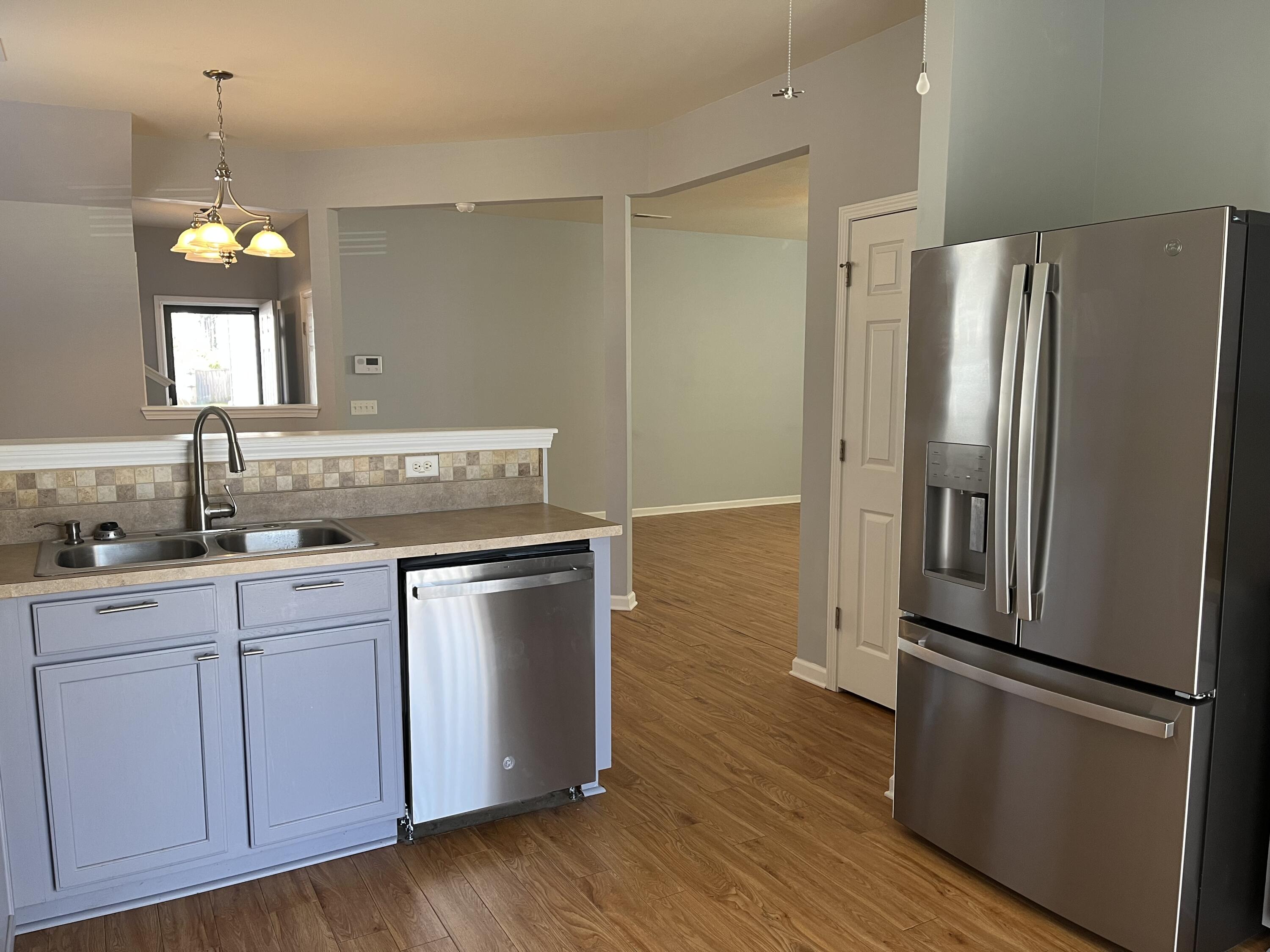 275 Cameron Street Summerville, SC 29486 - Photo 7 of 24 275.7