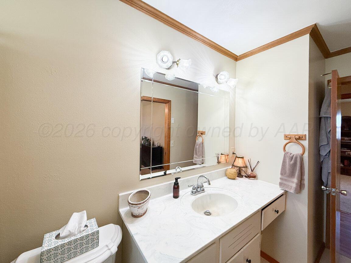 2820 Lloyd Drive Amarillo, TX 79110 - Photo 25 of 46 Primary Bath-3