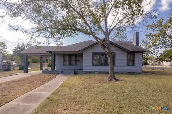 $229,900 | 3109 North Main Street, Victoria, TX 77901