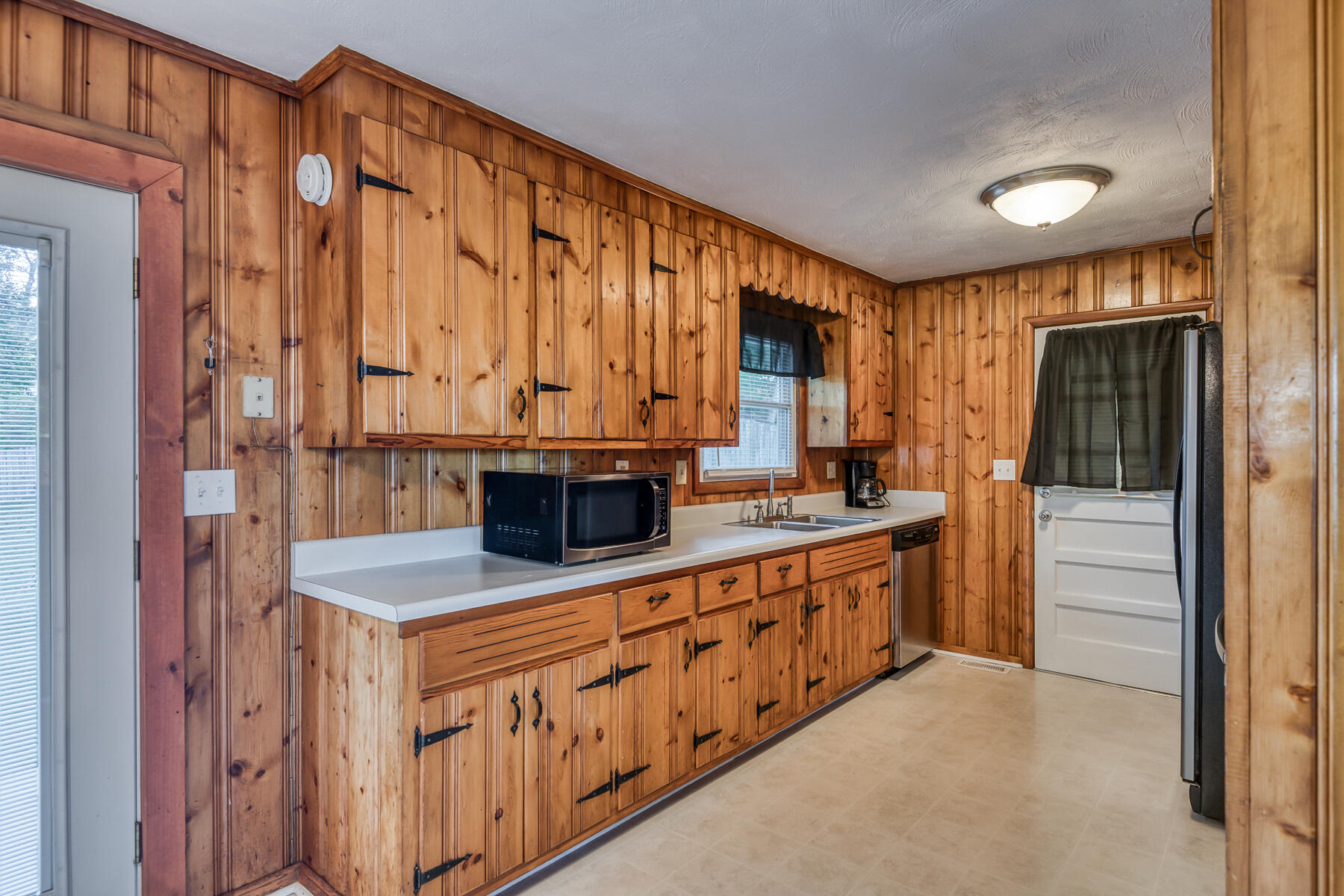 110 Lynfield Road Bristol, TN 37620 - Photo 8 of 20 Lynfield Rd 8