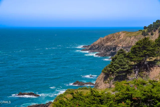 a view of lake with beach