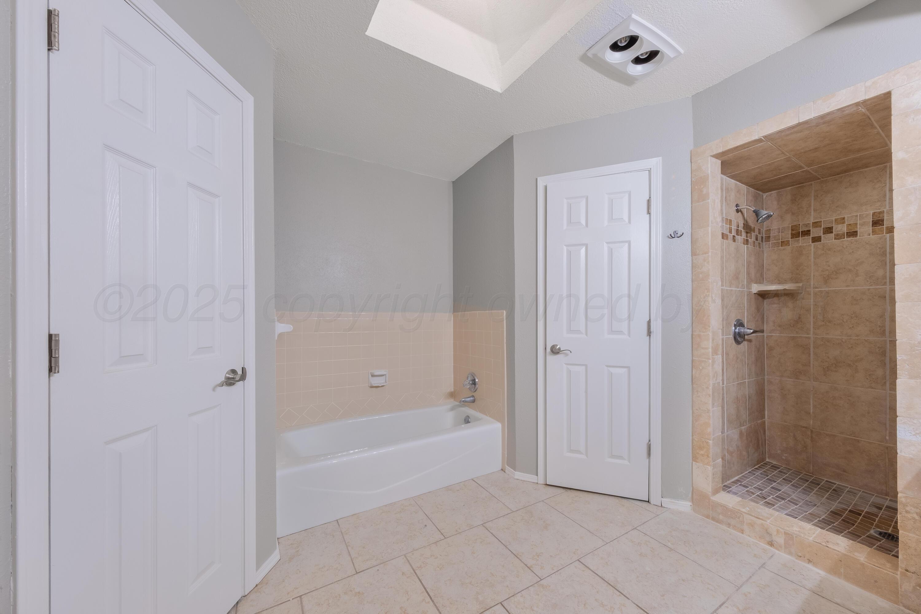 3312 Reeder Drive Amarillo, TX 79121 - Photo 15 of 26 Bathroom 1 - 1