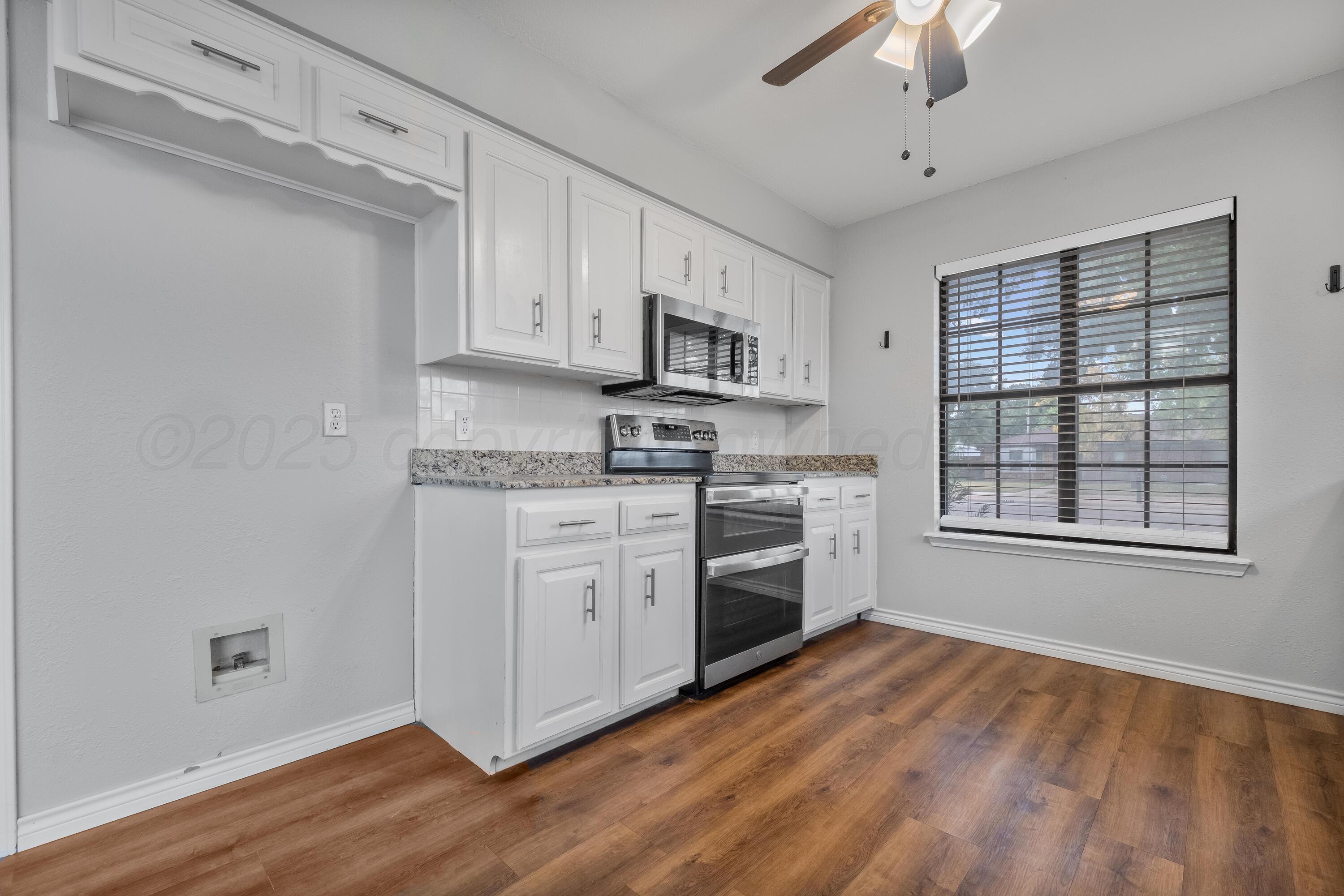 3312 Reeder Drive Amarillo, TX 79121 - Photo 8 of 26 Kitchen - 3