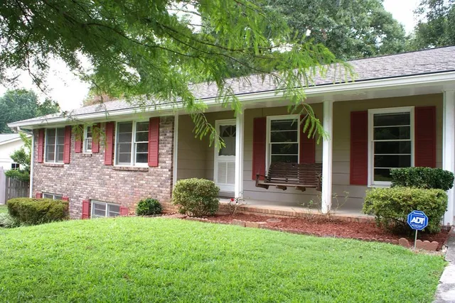 $2,600 | 6725 Ridge Moore Drive Northwest, Peachtree Corners, GA 30360
