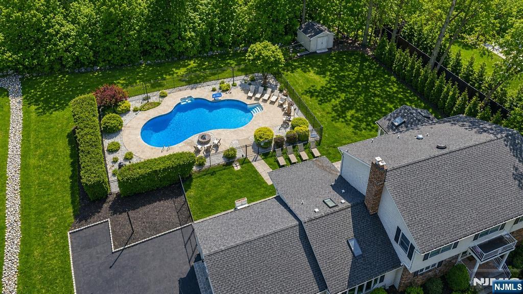 112 Urban Club Road Wayne, NJ 07470 - Photo 3 of 39