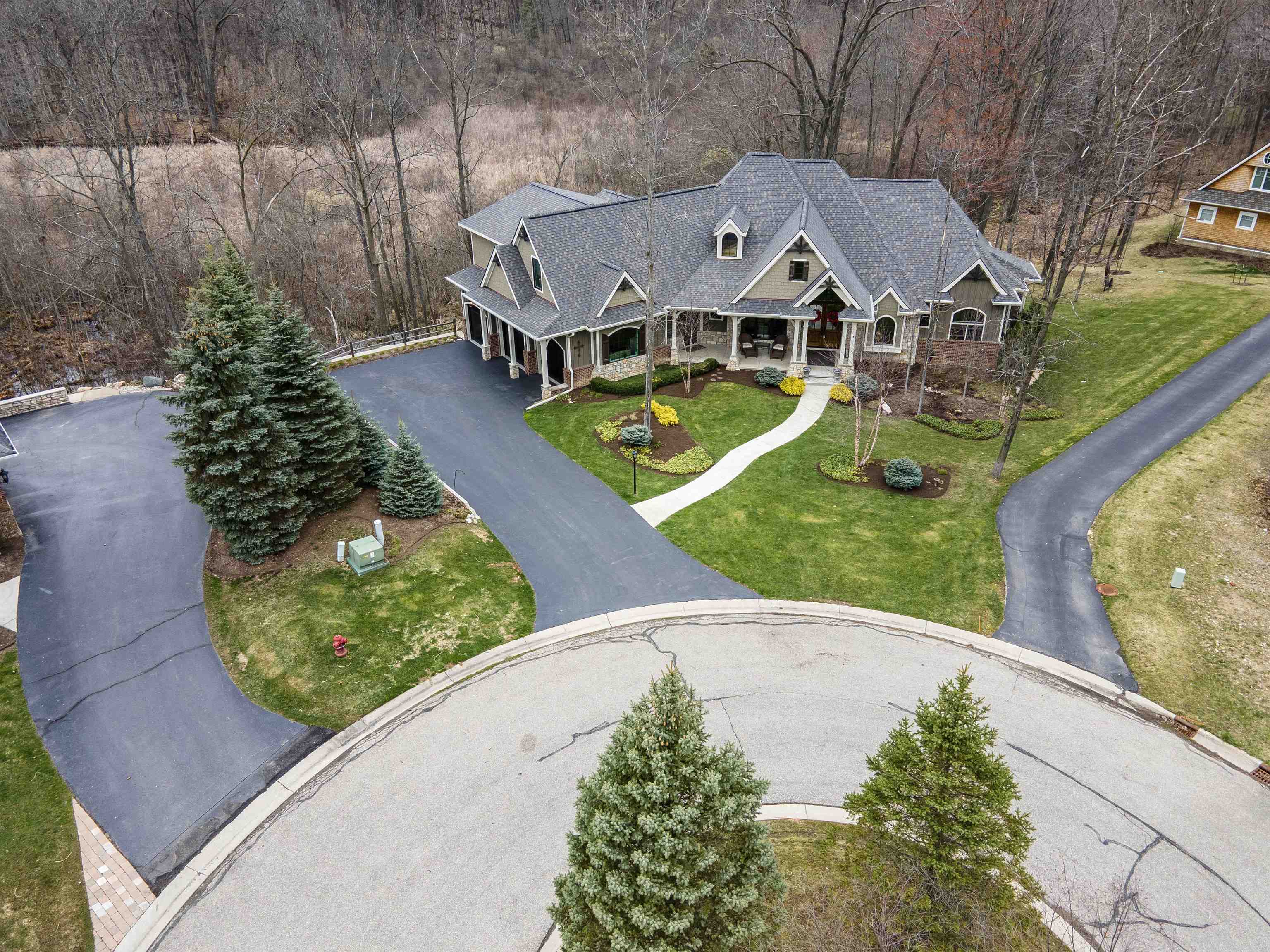 7671 Maple Ridge Drive Clarkston, MI 48346 - Photo 79 of 94 1898840-78.JPG