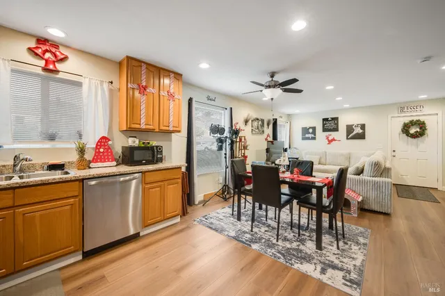 a large kitchen with lots of counter top space