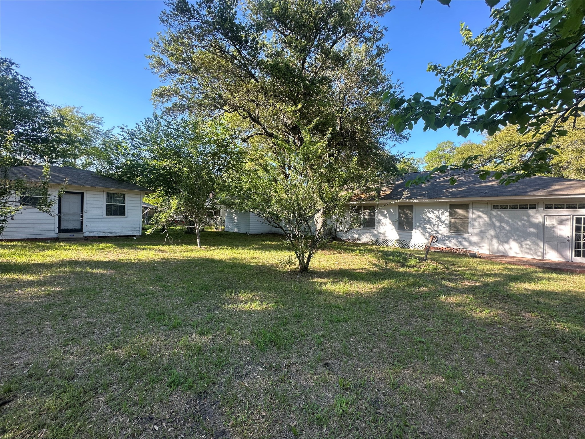 326 Prospect Drive Trinity, TX 75862 - Photo 20 of 22 a view of a house with a yard