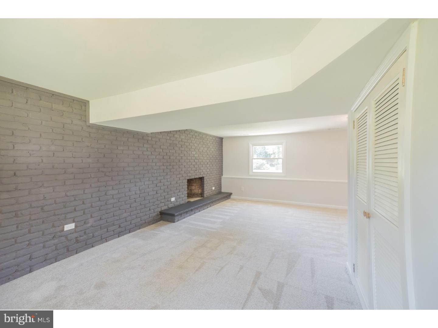15 Yale Road Atco, NJ 08004 - Photo 16 of 25 Fireplace