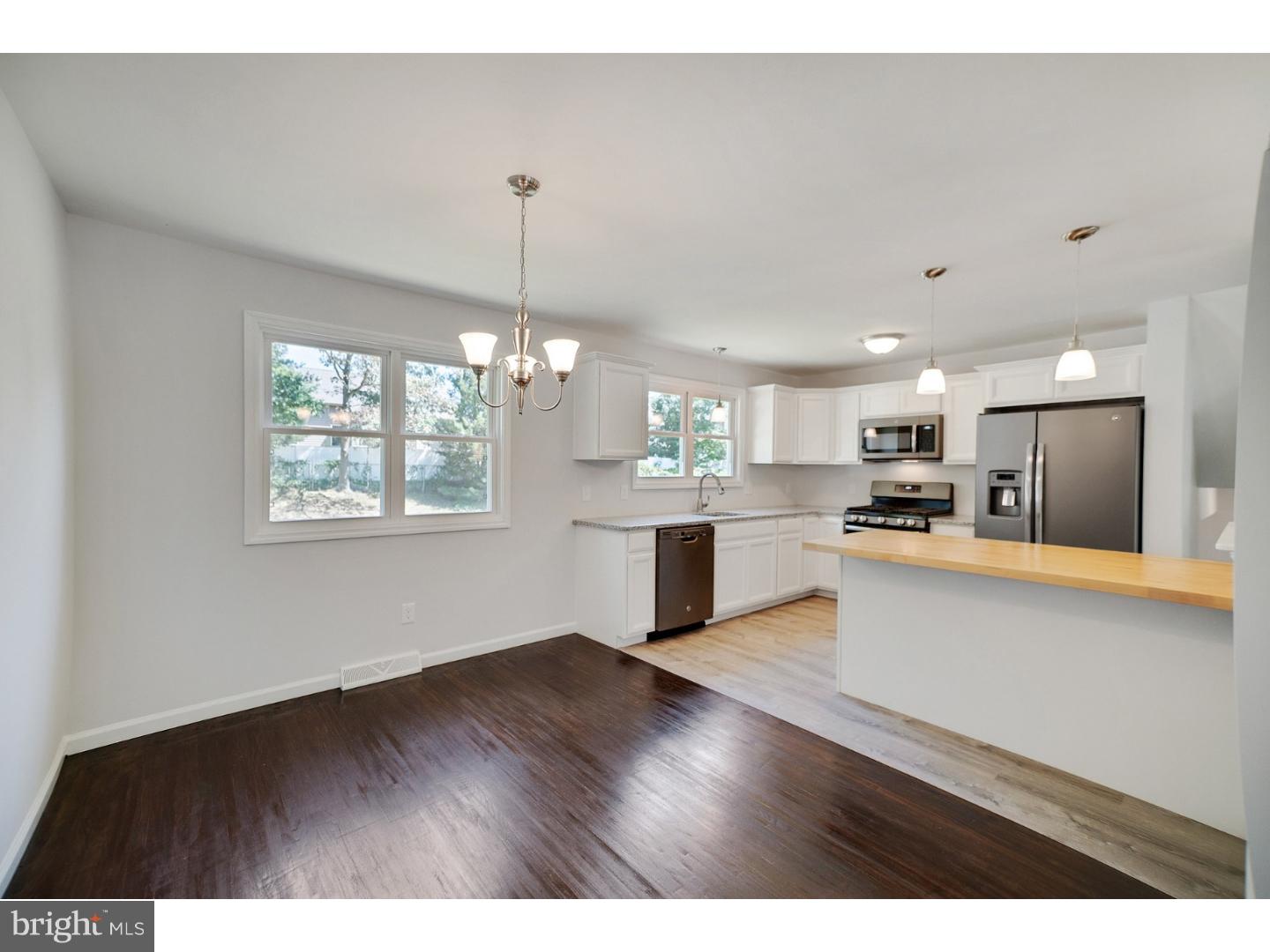 15 Yale Road Atco, NJ 08004 - Photo 6 of 25 Dining Room