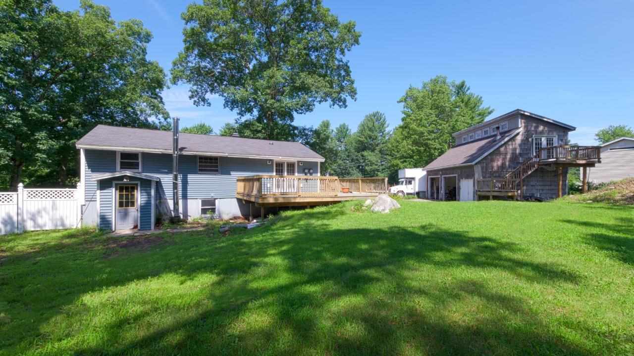 9 Pilgrim Avenue Merrimack, NH 03054 - Photo 4 of 24 Gallery Image 4