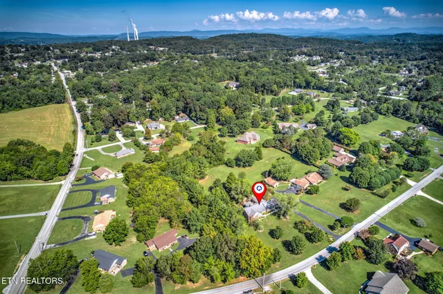 $850,000 | 121 Bailey Road, Kingston, TN 37763