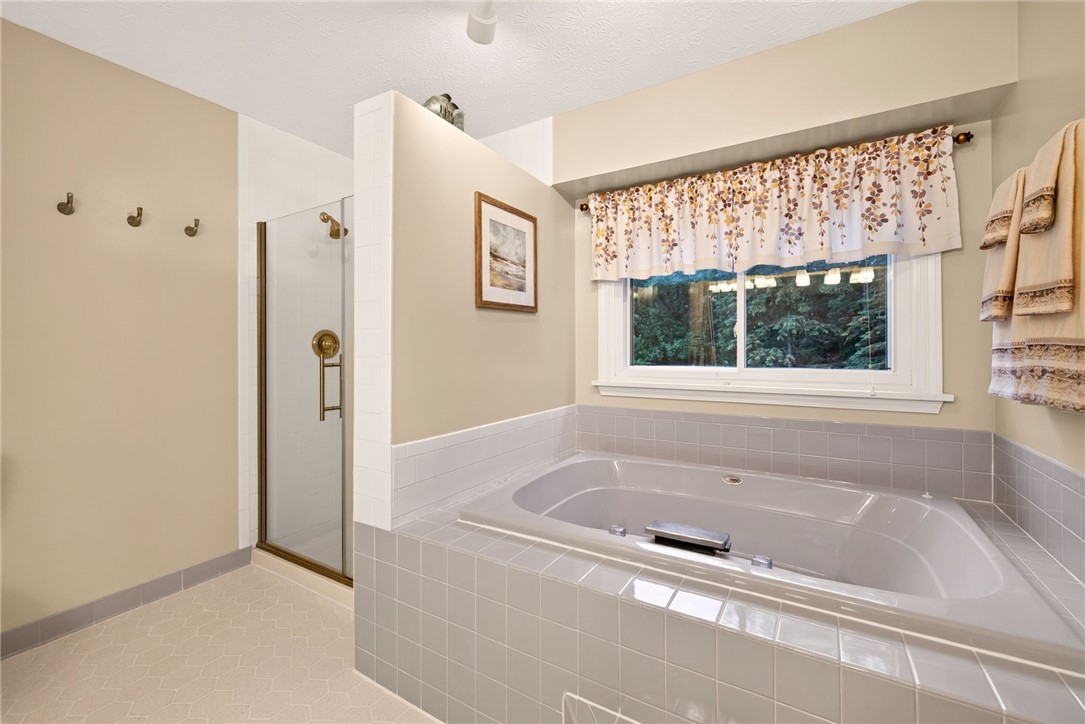 74 Falling Brook Road Perinton, NY 14450 - Photo 28 of 50