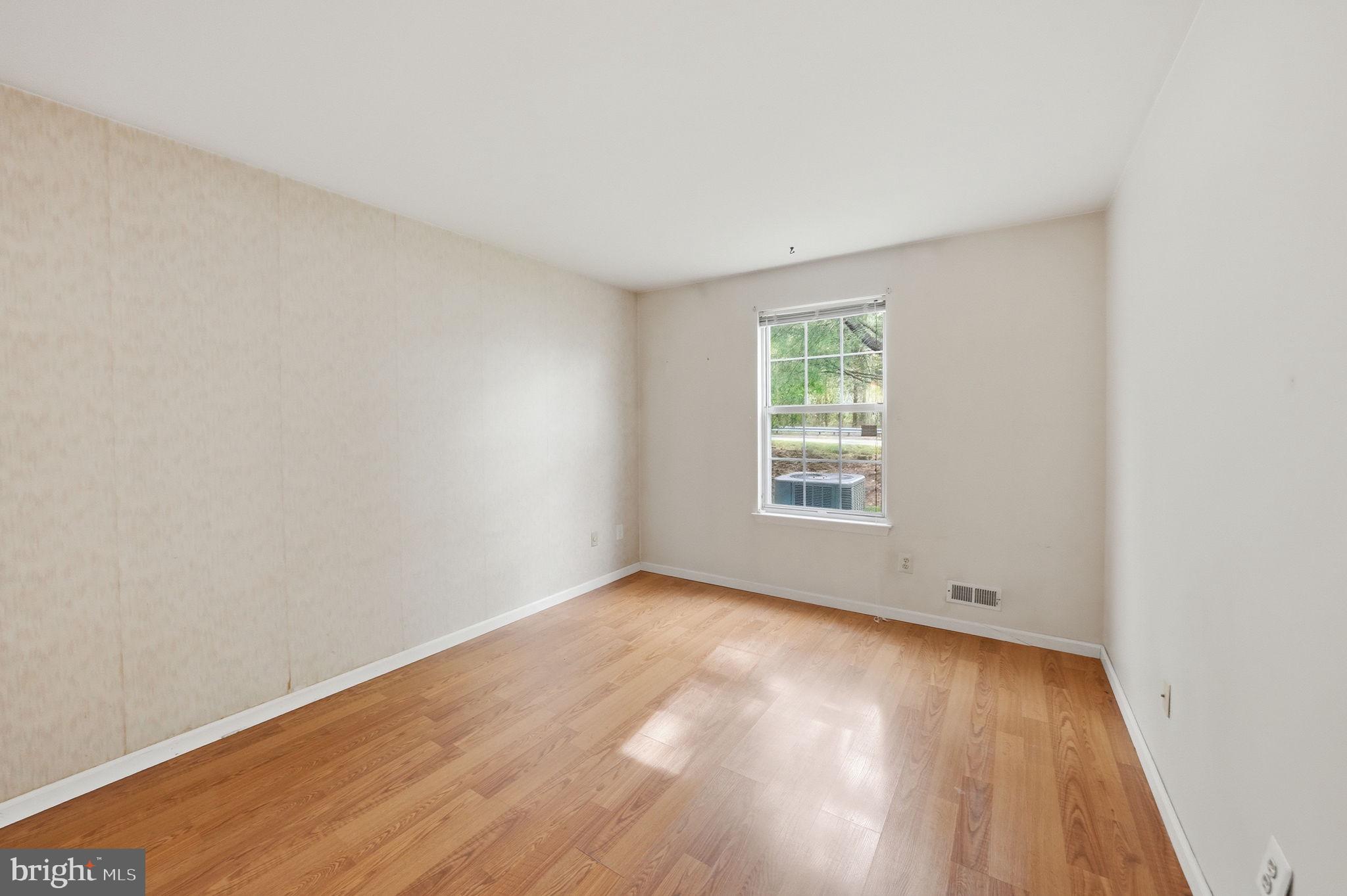 1614 Huntingdon Mews Clementon, NJ 08021 - Photo 17 of 29