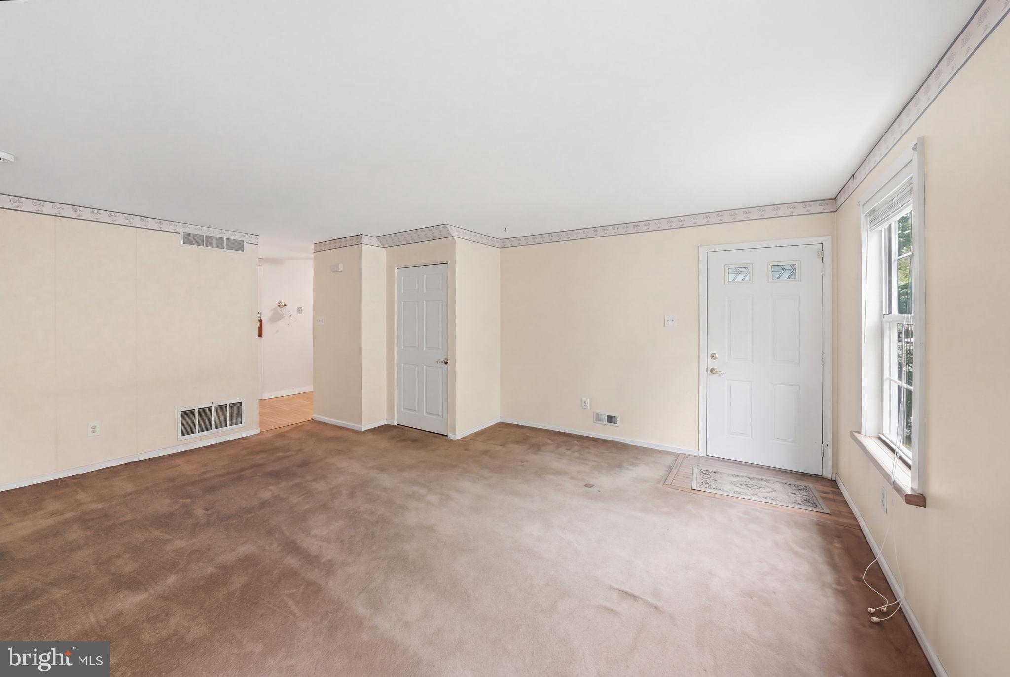 1614 Huntingdon Mews Clementon, NJ 08021 - Photo 9 of 29