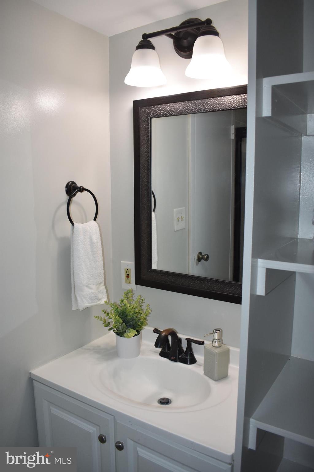 3850 Bel Pre Road, Unit 14 Silver Spring, MD 20906 - Photo 128 of 140