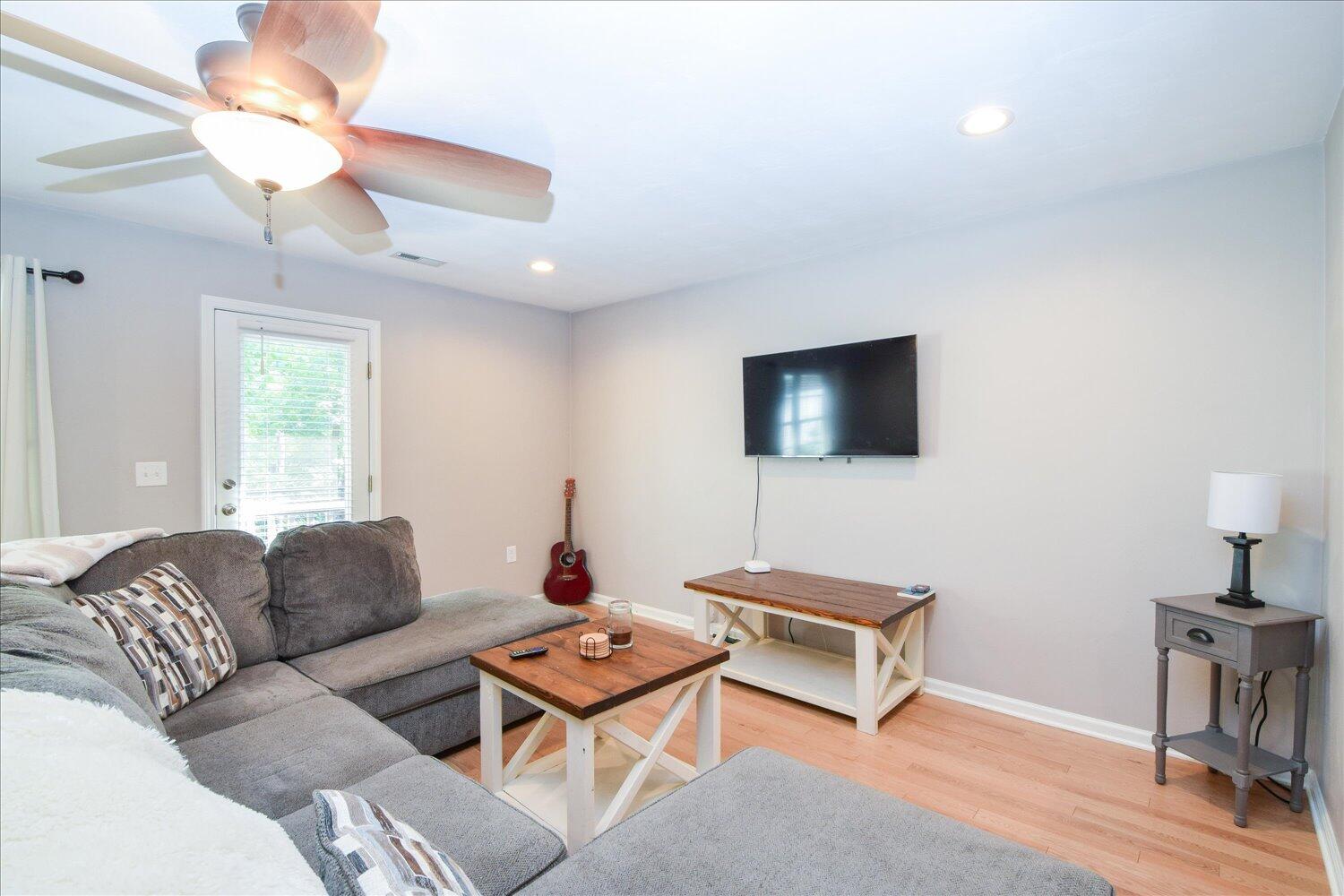 1120 Kessler Mill Road Salem, VA 24153 - Photo 10 of 21 06-1120 Kessler Mill-6