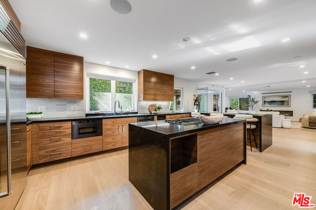 3201 Viola Place Marina del Rey, CA 90292 - Photo 19 of 72