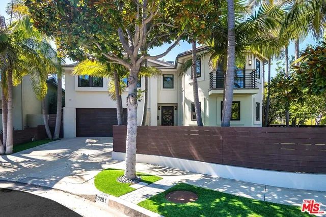 $4,495,000 | 3201 Viola Place, Marina del Rey, CA 90292