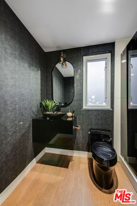 3201 Viola Place Marina del Rey, CA 90292 - Photo 22 of 72 a bathroom with a sink and a mirror