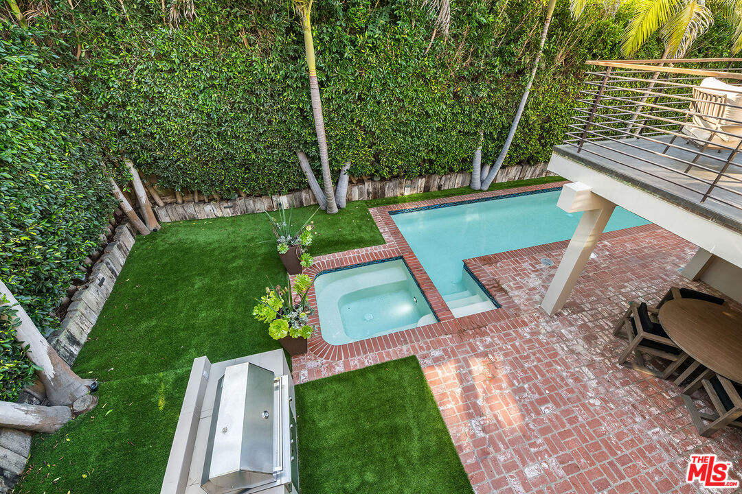 3201 Viola Place Marina del Rey, CA 90292 - Photo 39 of 72 a view of a chairs and backyard with a roof deck