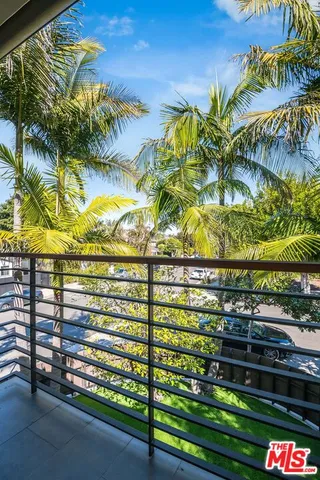 $4,495,000 | 3201 Viola Place, Marina del Rey, CA 90292
