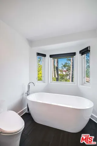 $4,495,000 | 3201 Viola Place, Marina del Rey, CA 90292