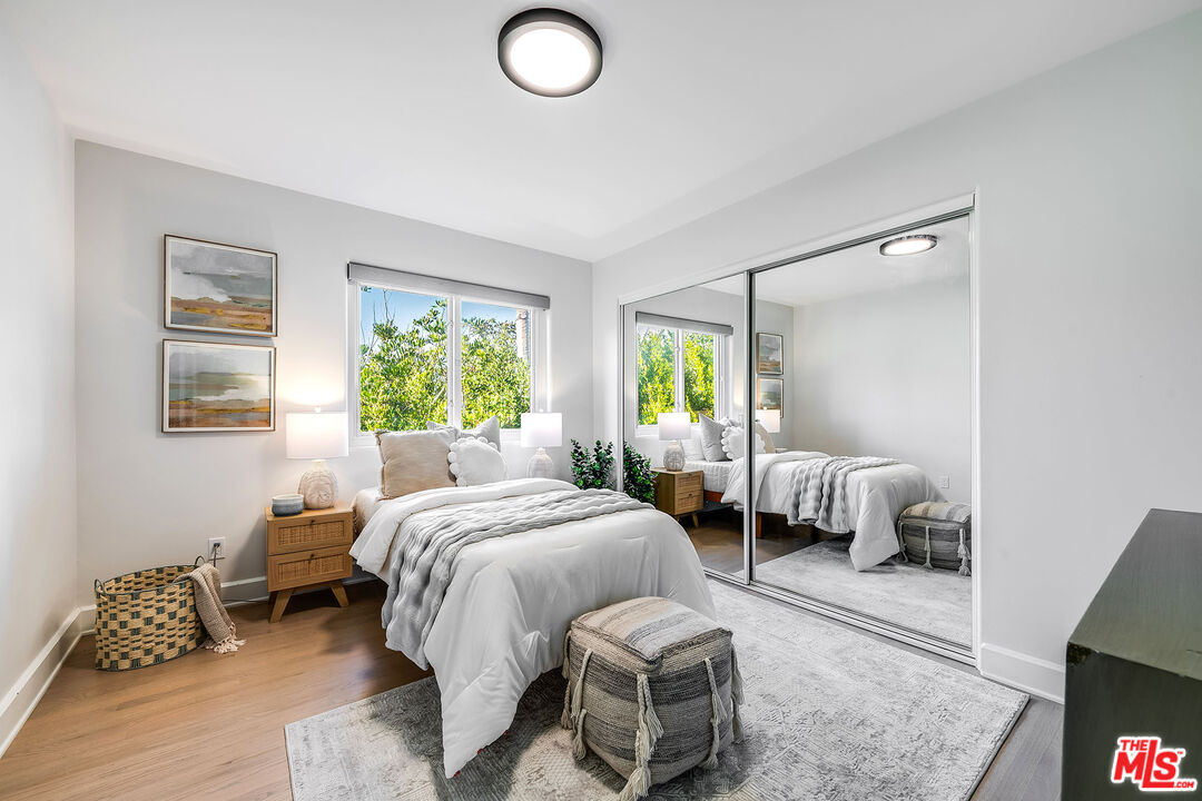3201 Viola Place Marina del Rey, CA 90292 - Photo 54 of 72 a bedroom with a bed and a couch