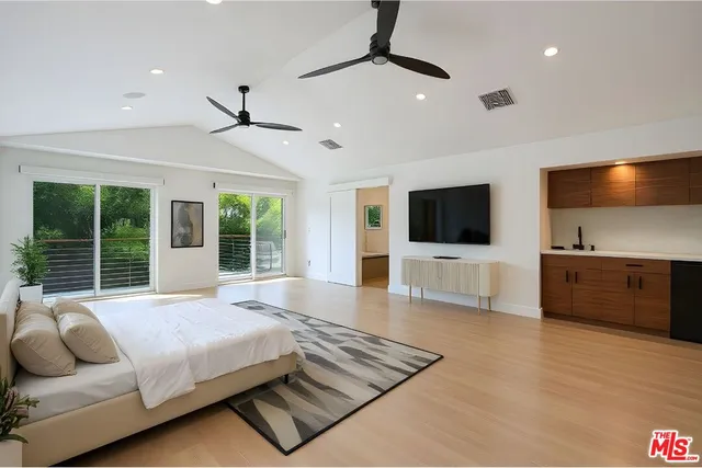 $4,495,000 | 3201 Viola Place, Marina del Rey, CA 90292