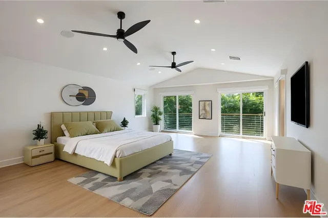 $4,495,000 | 3201 Viola Place, Marina del Rey, CA 90292