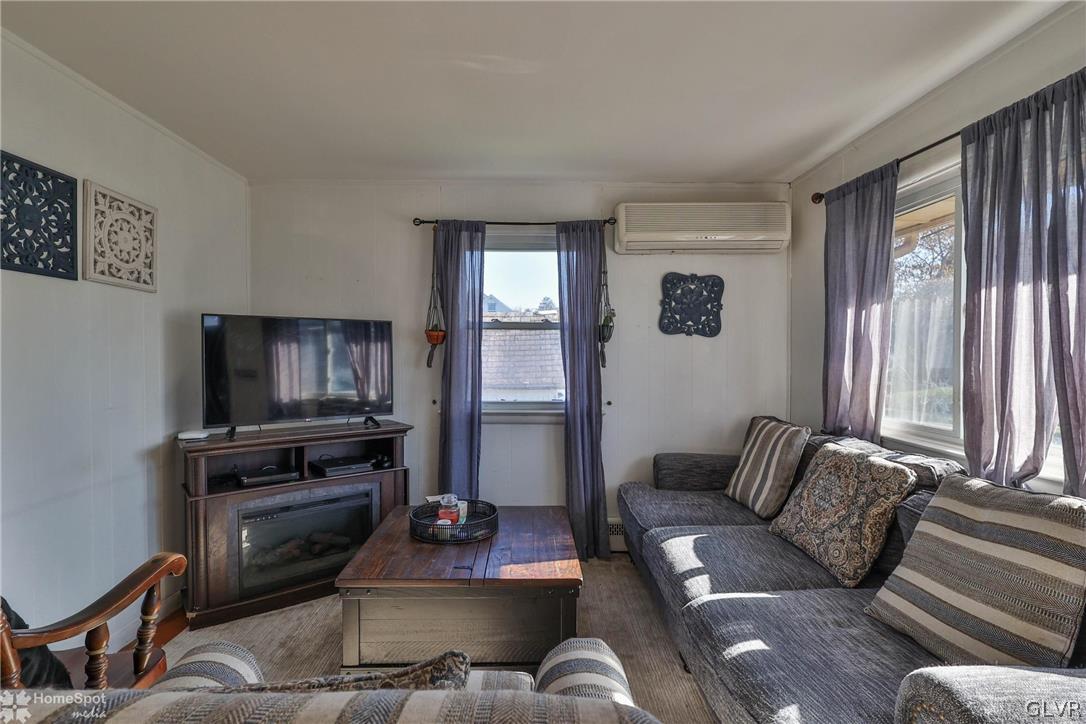 27 Roth Avenue Hellertown, PA 18055 - Photo 8 of 42 Gallery Image 8