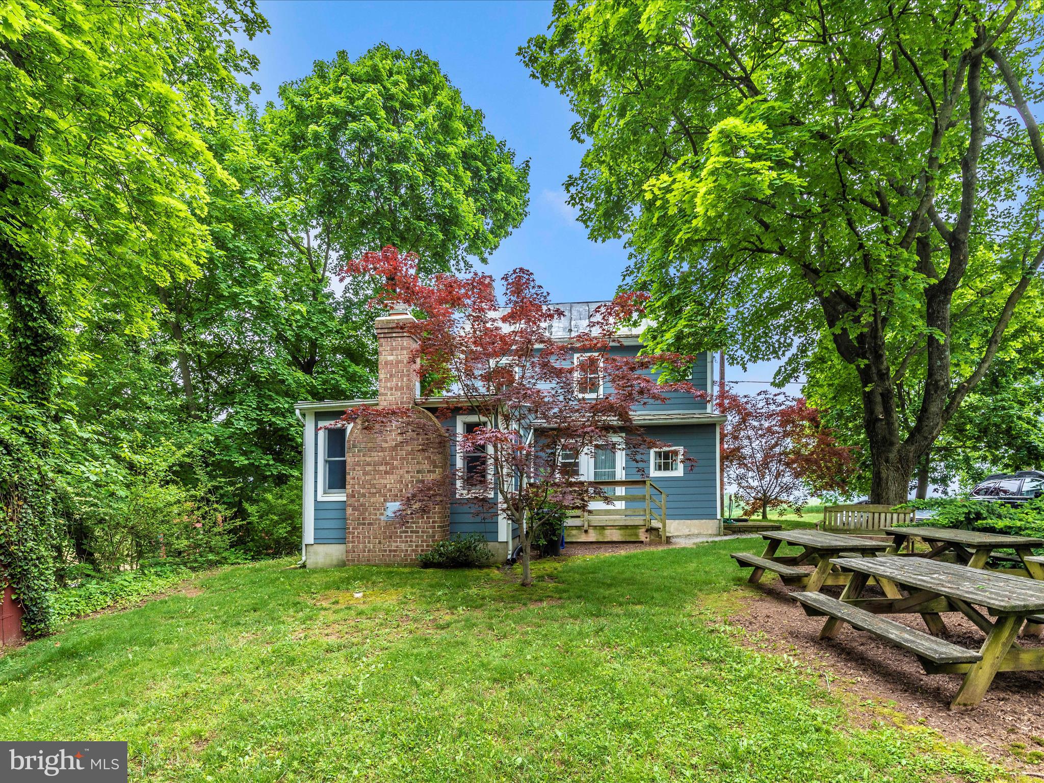 3204 Uniontown Road Westminster, MD 21158 - Photo 8 of 51 front view of a house with a big yard