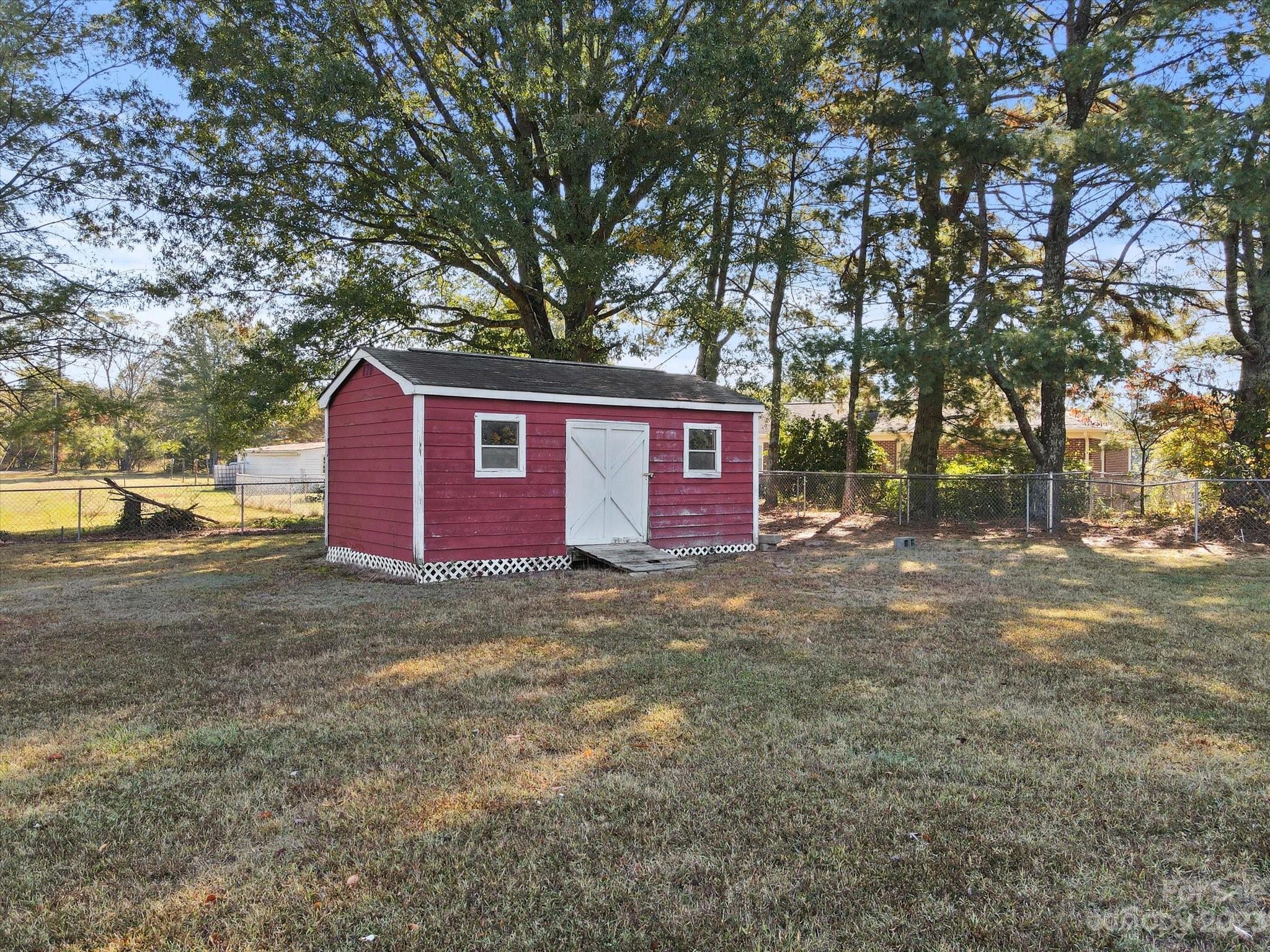 4273 Springs Road Conover, NC 28613 - Photo 36 of 36 Gallery Image 36