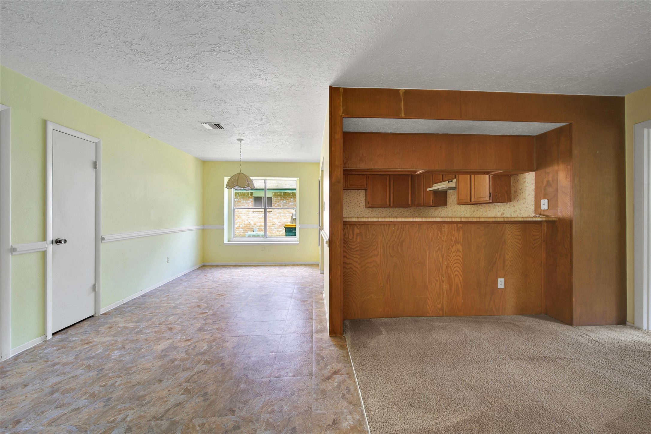 1712 Lindy Lane Conroe, TX 77301 - Photo 7 of 20