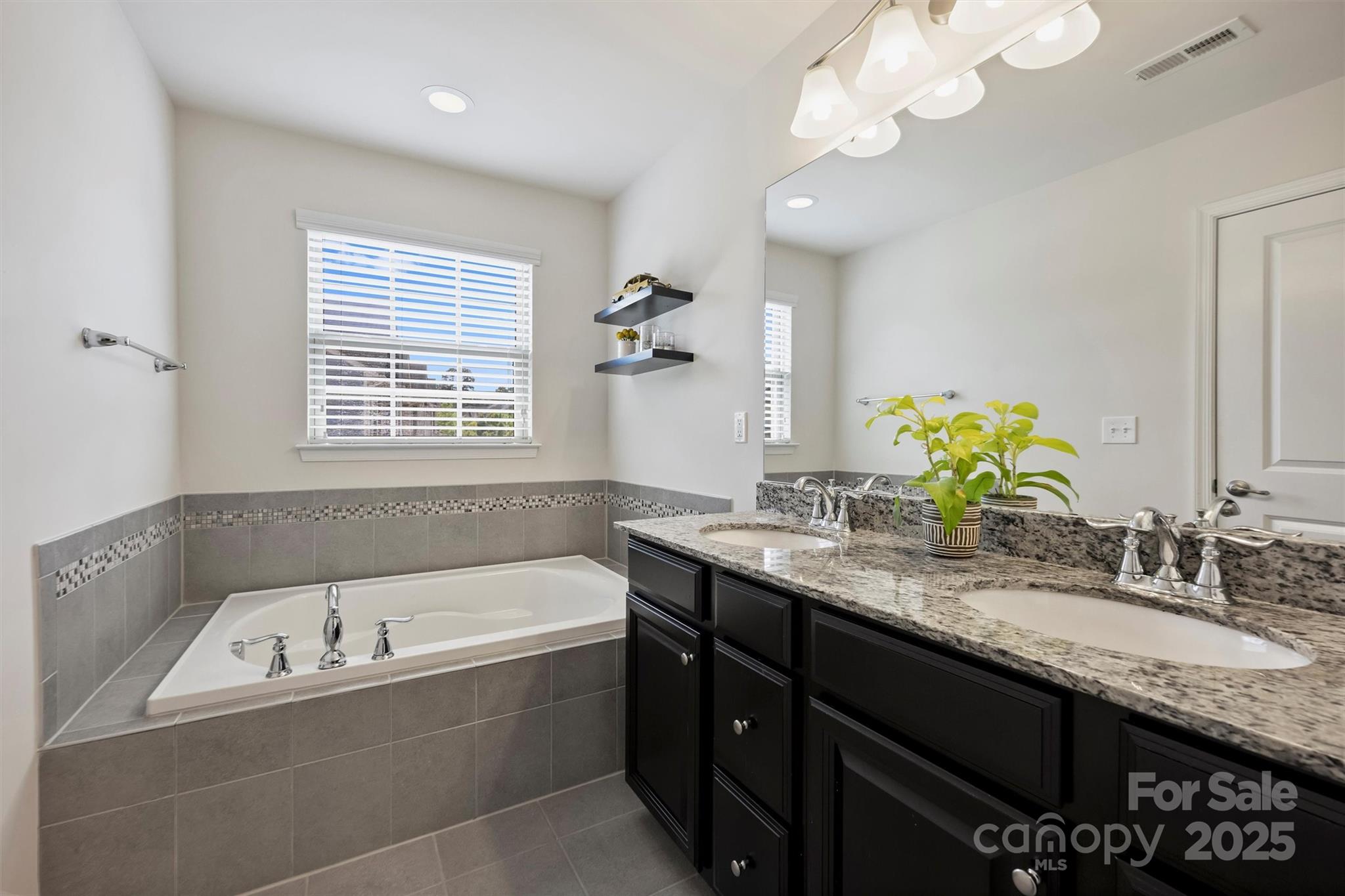 3327 Major Samuals Way Charlotte, NC 28208 - Photo 17 of 24