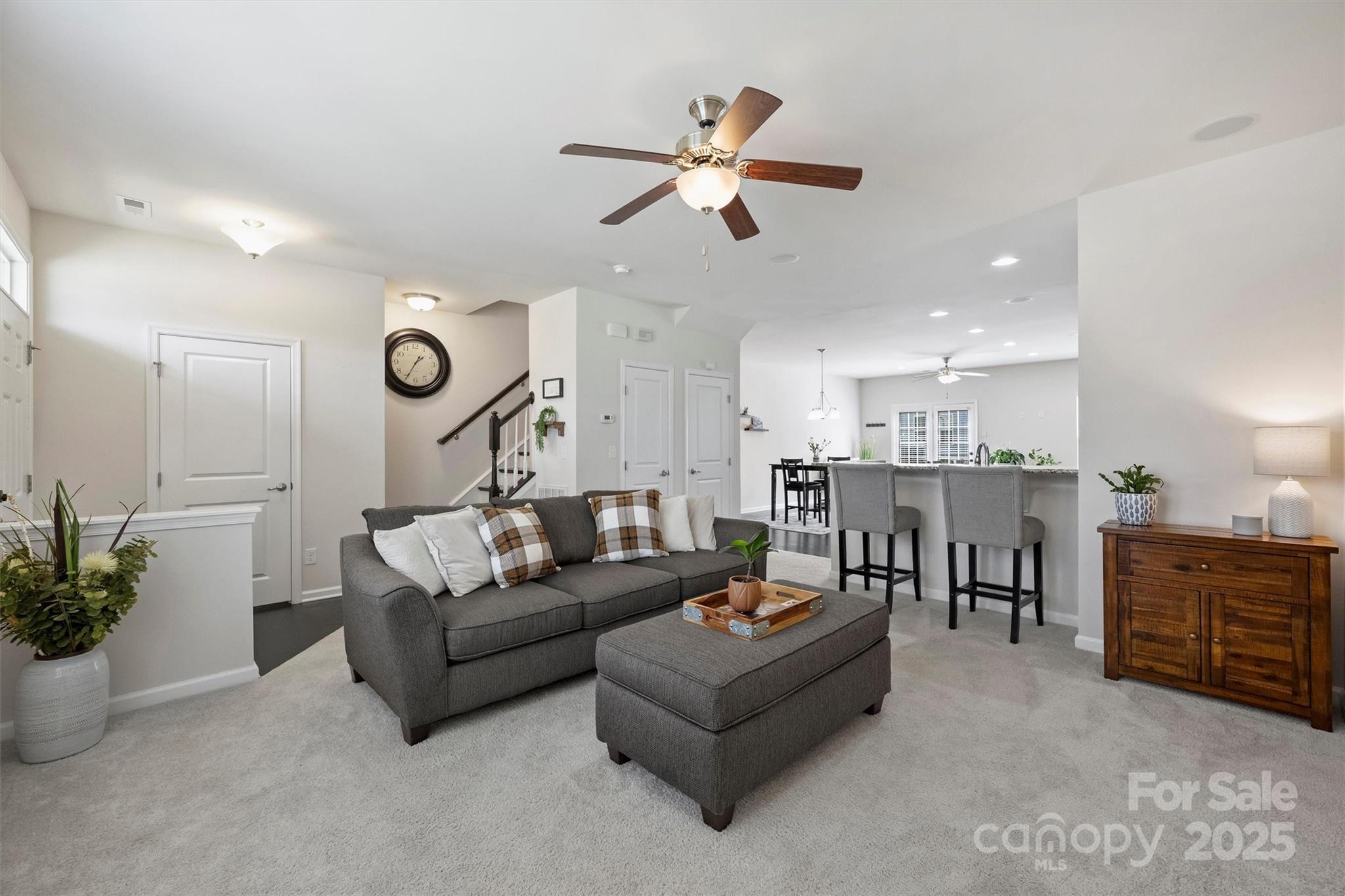 3327 Major Samuals Way Charlotte, NC 28208 - Photo 5 of 24