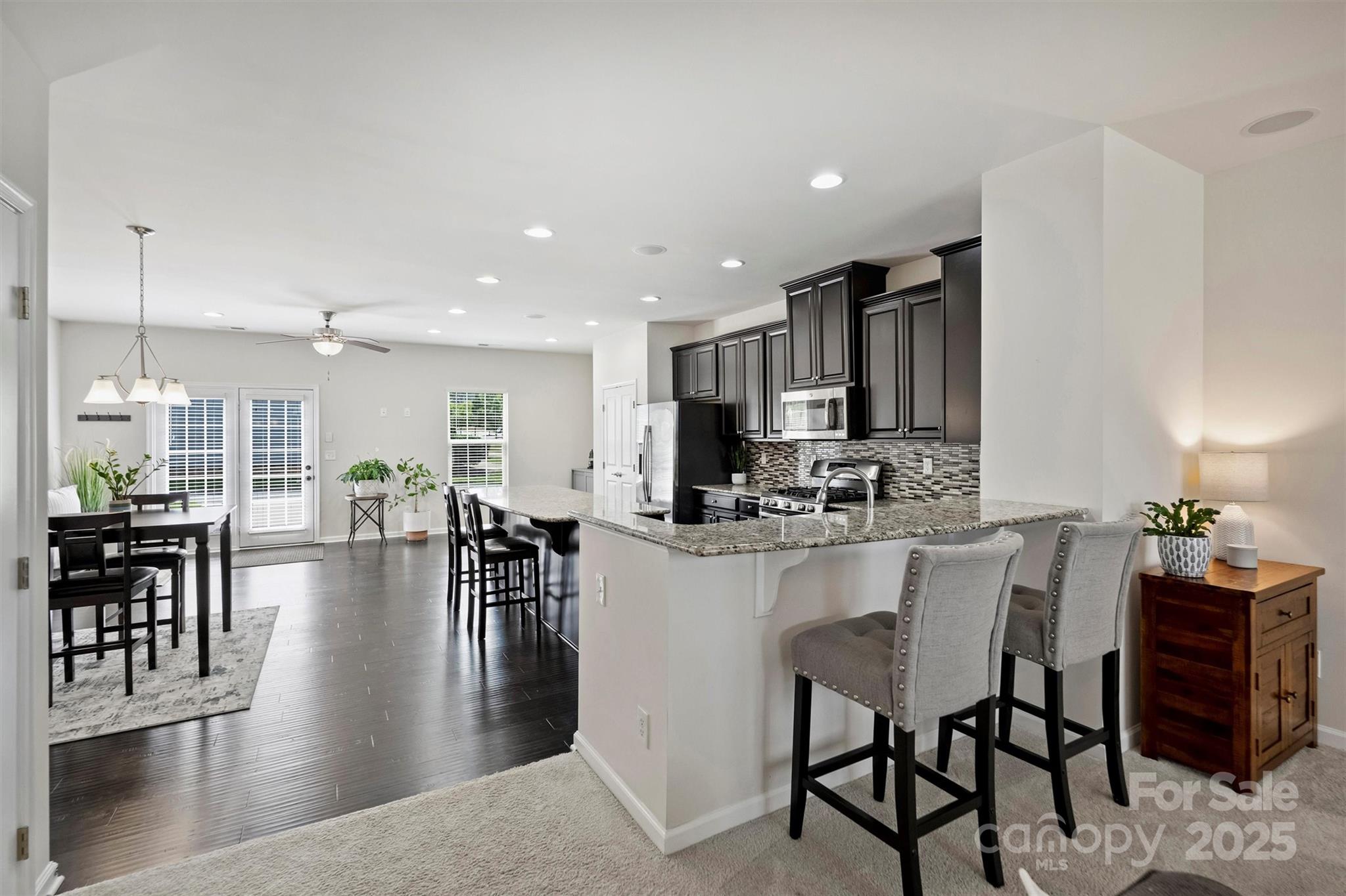 3327 Major Samuals Way Charlotte, NC 28208 - Photo 7 of 24